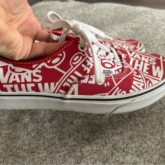 VANS - Picture 3 of 8